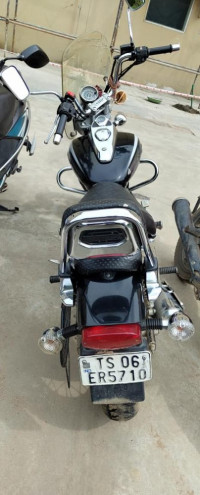 Black Bajaj Avenger Cruise 220 BS6