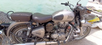 Gun Metal Grey Royal Enfield Classic Gunmetal Grey