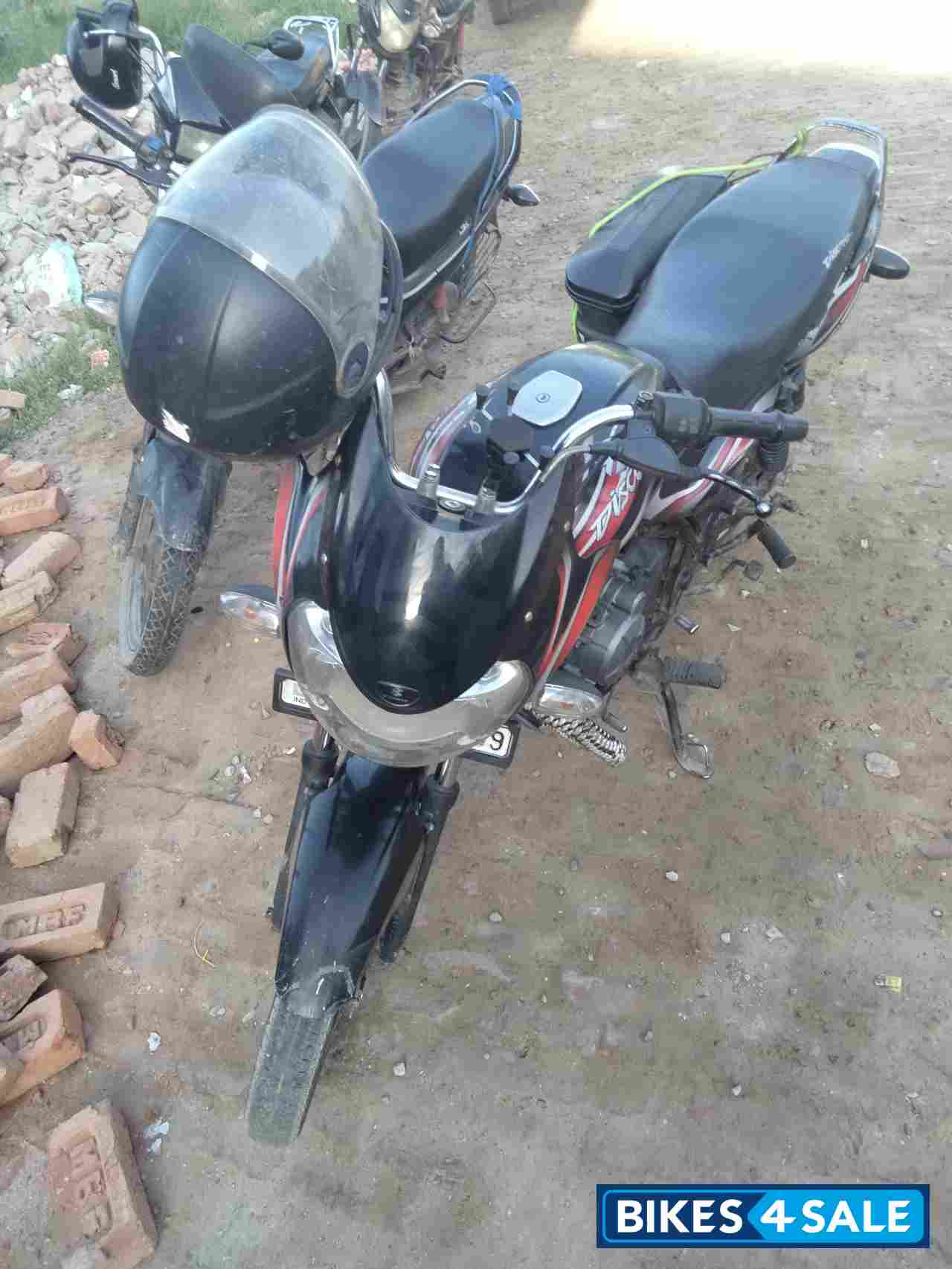 Bajaj Discover 100