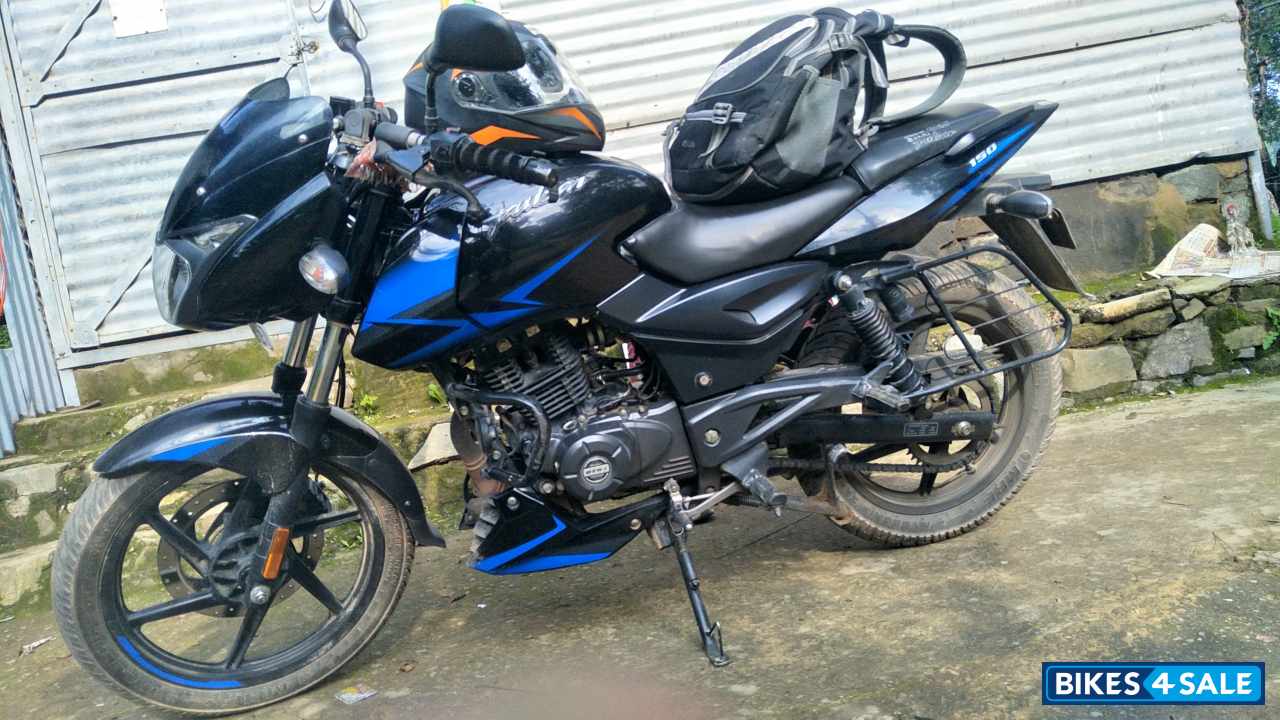 Bajaj Pulsar 150 Twin Disc BS6