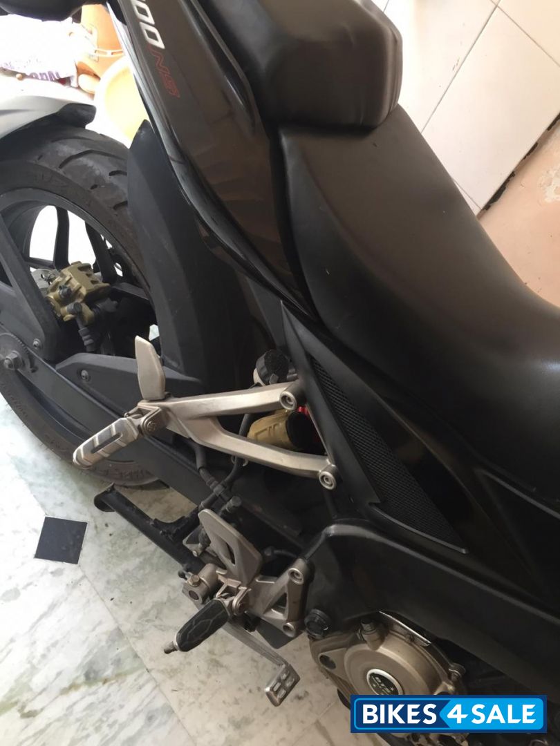 Bajaj Pulsar 200 NS
