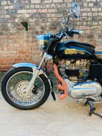 M Black Royal Enfield Bullet Electra 5S