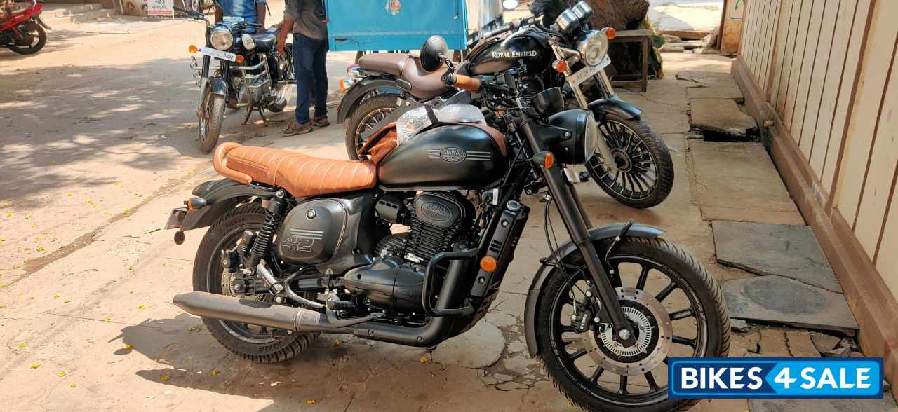 Matt Black Jawa 42 Dual Channel ABS AllStar Black