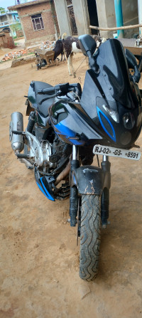 Bajaj Pulsar 220 DTSi