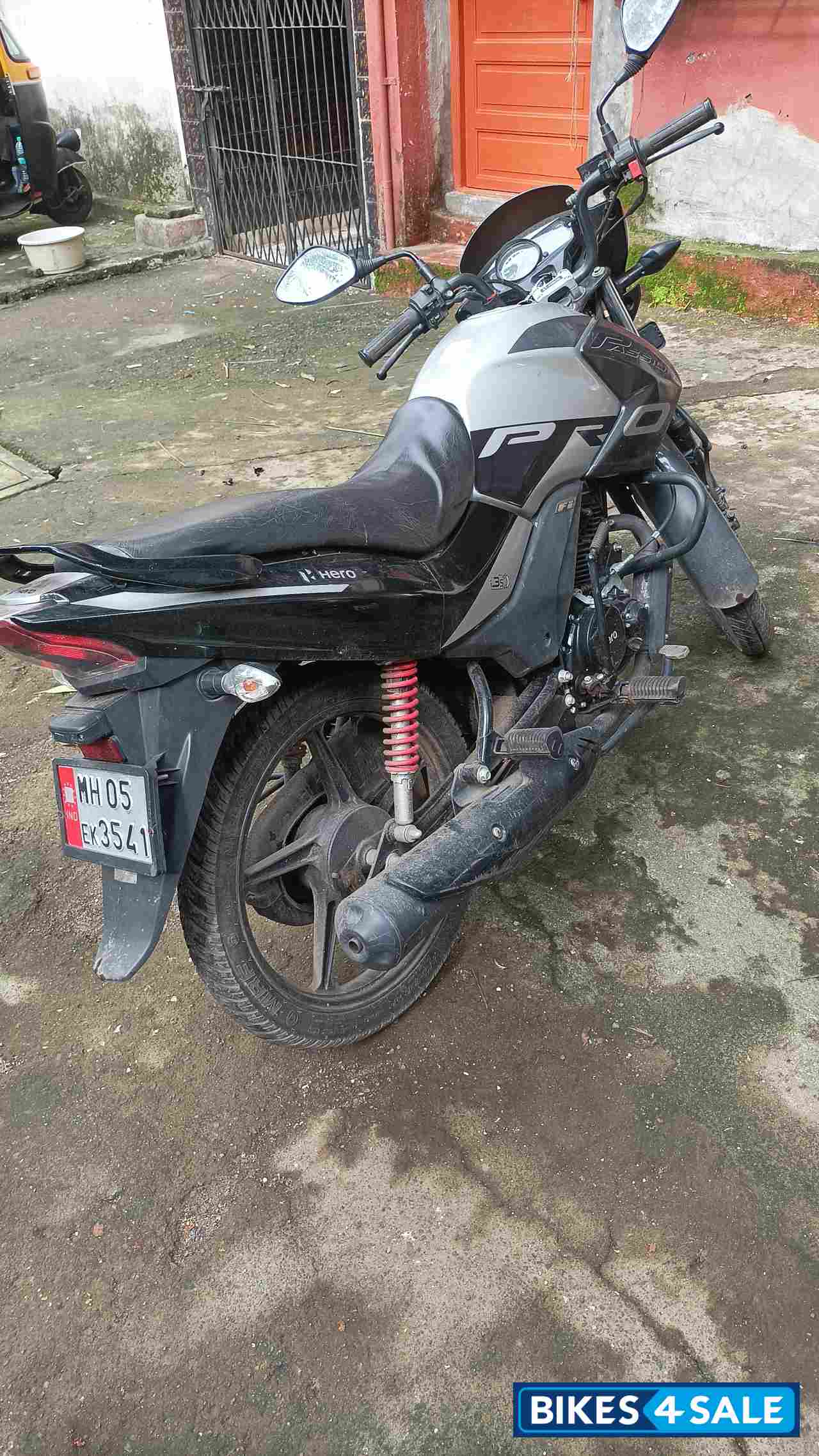 Grey Black Hero  Passion pro bsi6