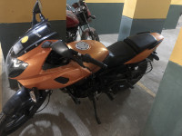 Bajaj Pulsar 220F