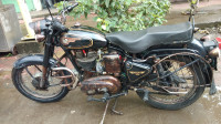 Black Royal Enfield Bullet 350
