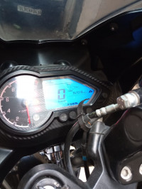 Bajaj Pulsar 220F BS6