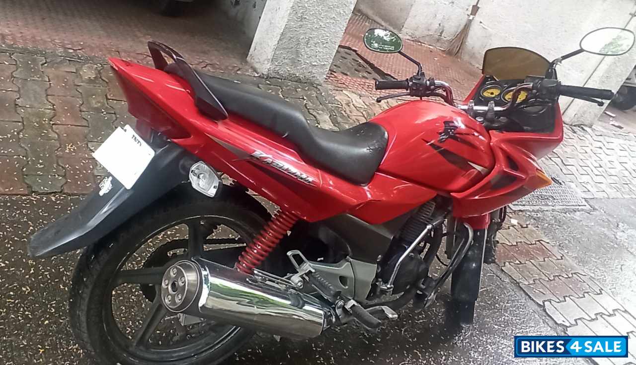 Red Hero Karizma R