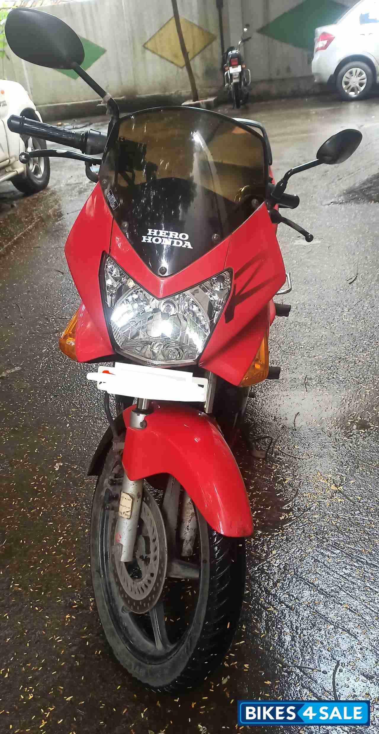 Red Hero Karizma R