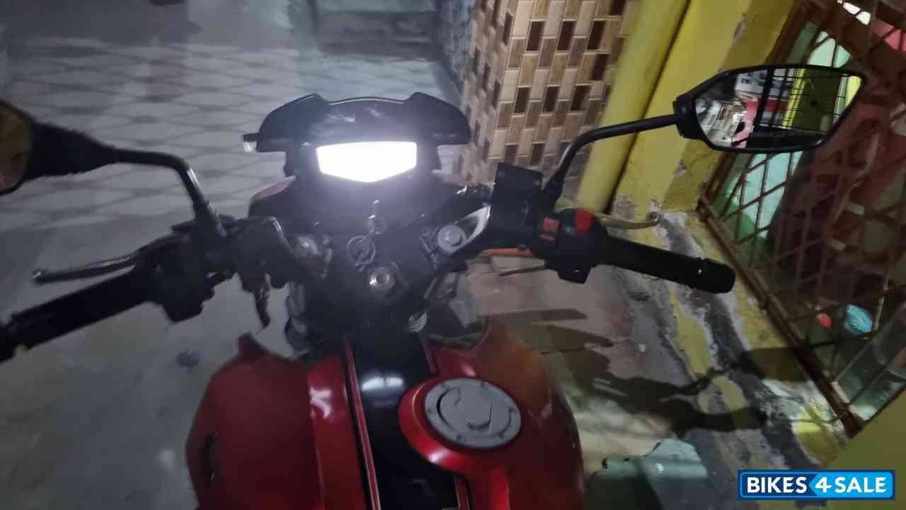 Mat Red TVS Apache RTR 200 4V Race Edition 2.0