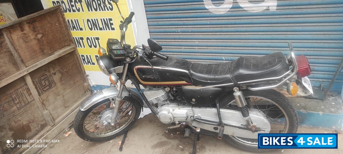 Yamaha  2002