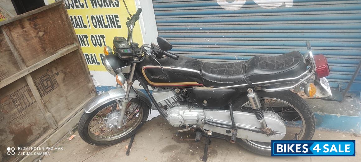 Yamaha  2002