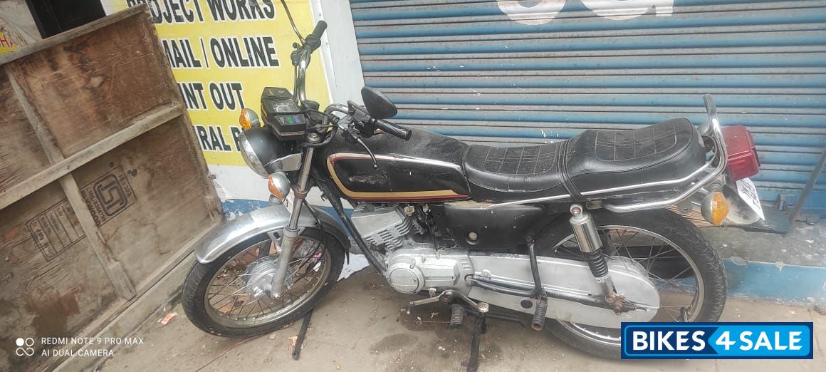 Yamaha  2002