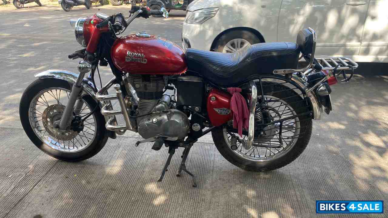 Maroon Royal Enfield Bullet Electra