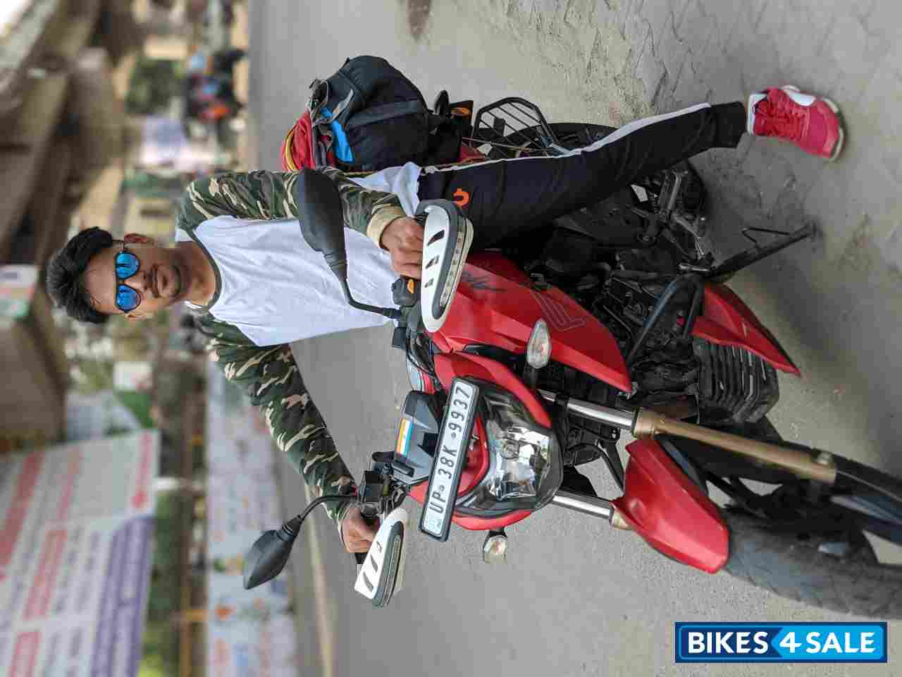 TVS Apache RTR 200 4V