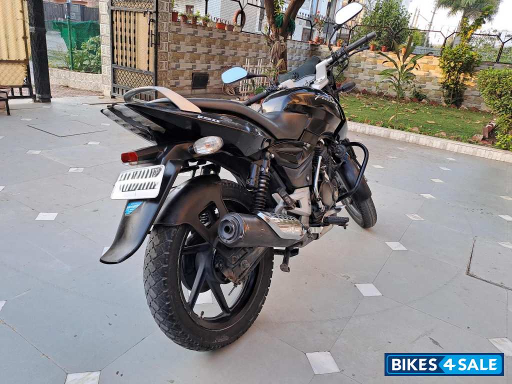 Black Bajaj Pulsar 150 DTSi