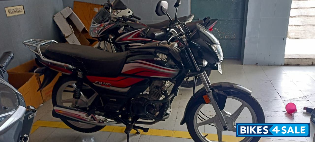 Honda CD 110 Dream Deluxe BS6