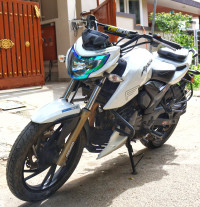 TVS Apache RTR 200 4V 2016 Model