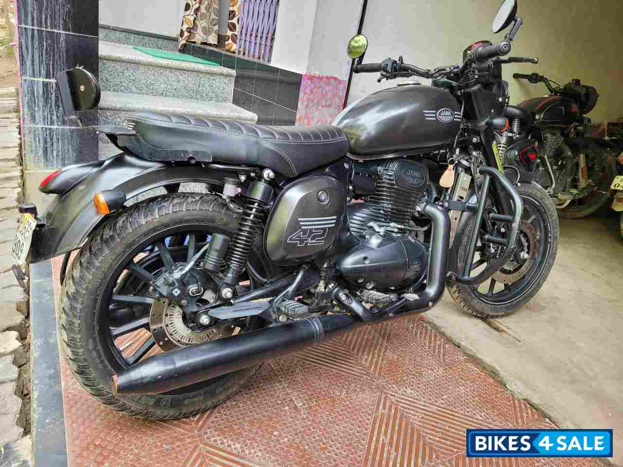 Black Jawa 42 Dual Channel ABS AllStar Black