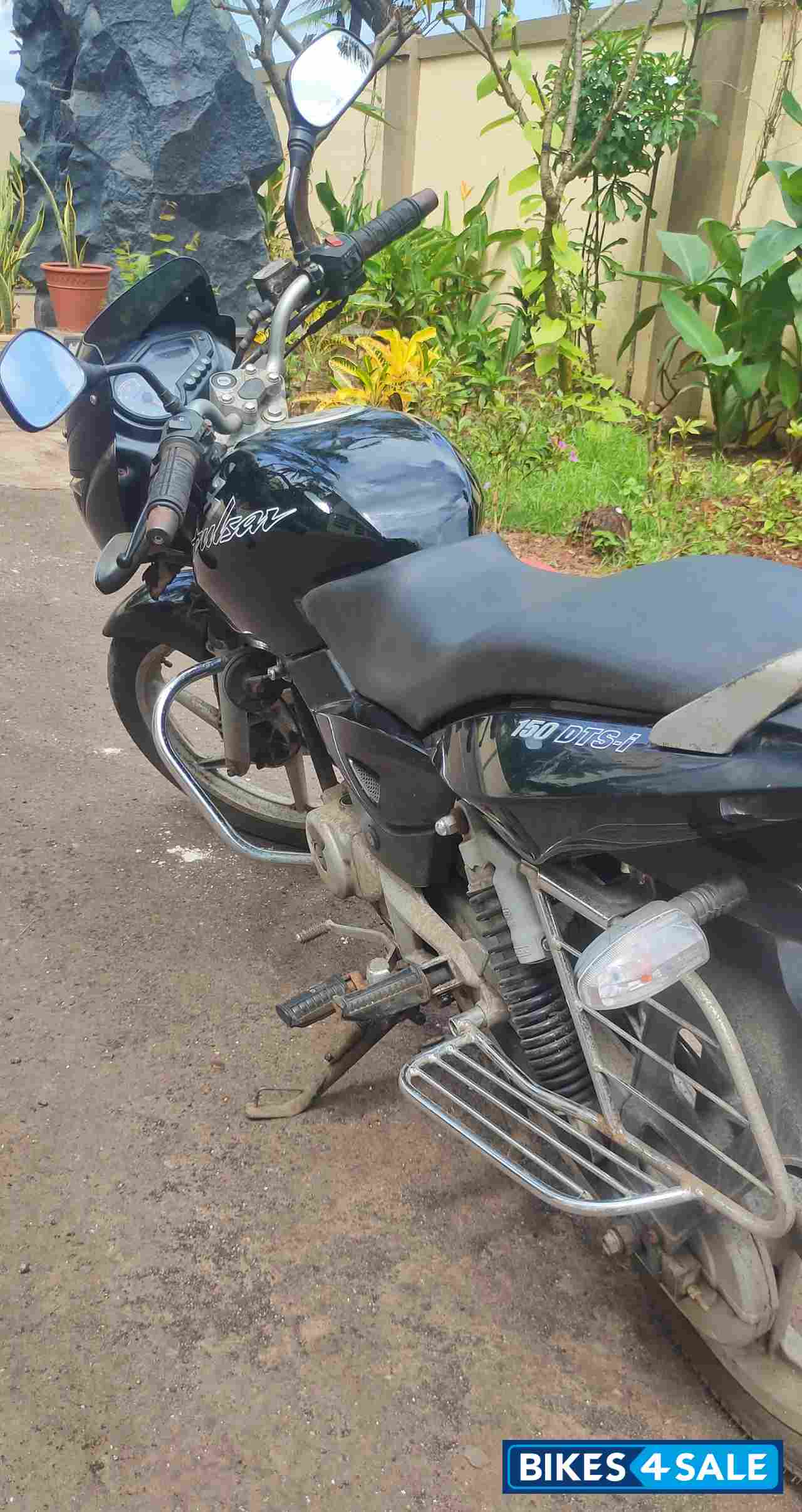 Bajaj Pulsar 150 DTSi Bajaj Pulsar 150 DTSi