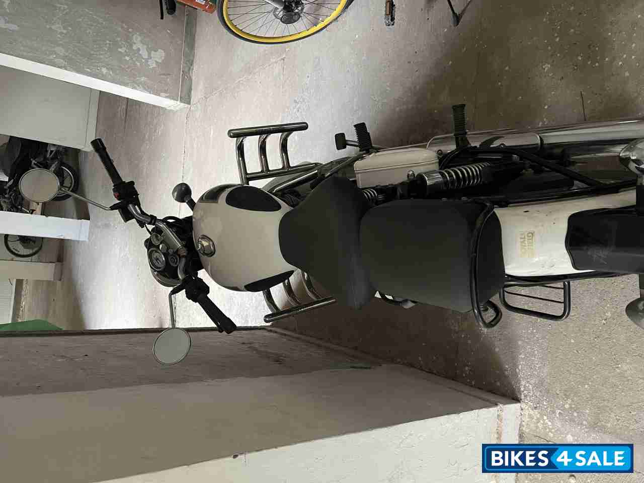 Royal Enfield Classic 350 Royal Enfield Classic 350