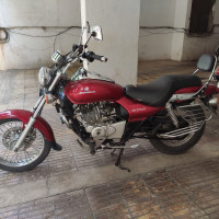 Bajaj Avenger 200 DTS-i