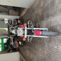 Bajaj Avenger 200 DTS-i