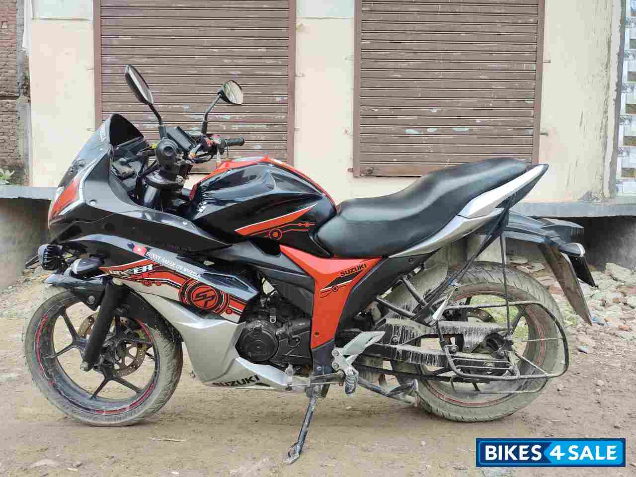 Suzuki Gixxer SF Fi