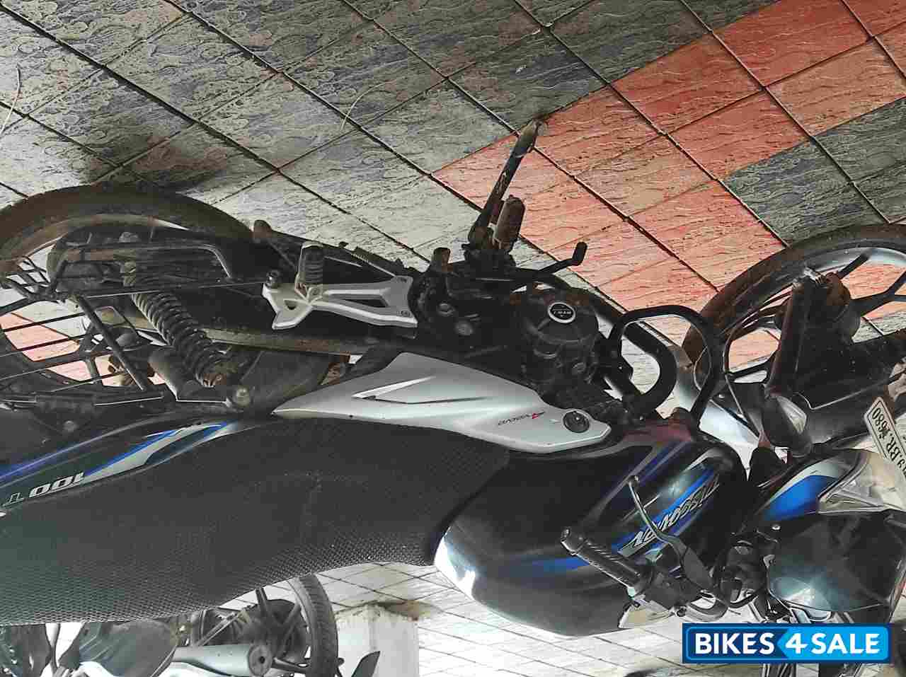 Wine Red Bajaj Discover 100T