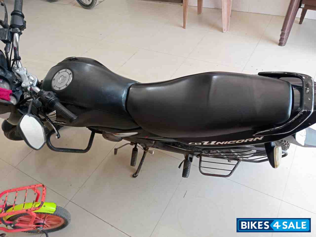 Black Honda CB Unicorn