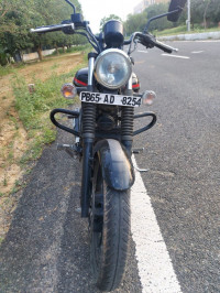 Bajaj Avenger 220 DTS-i