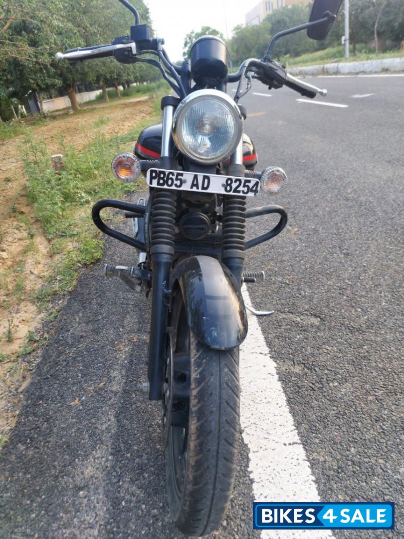 Bajaj Avenger 220 DTS-i