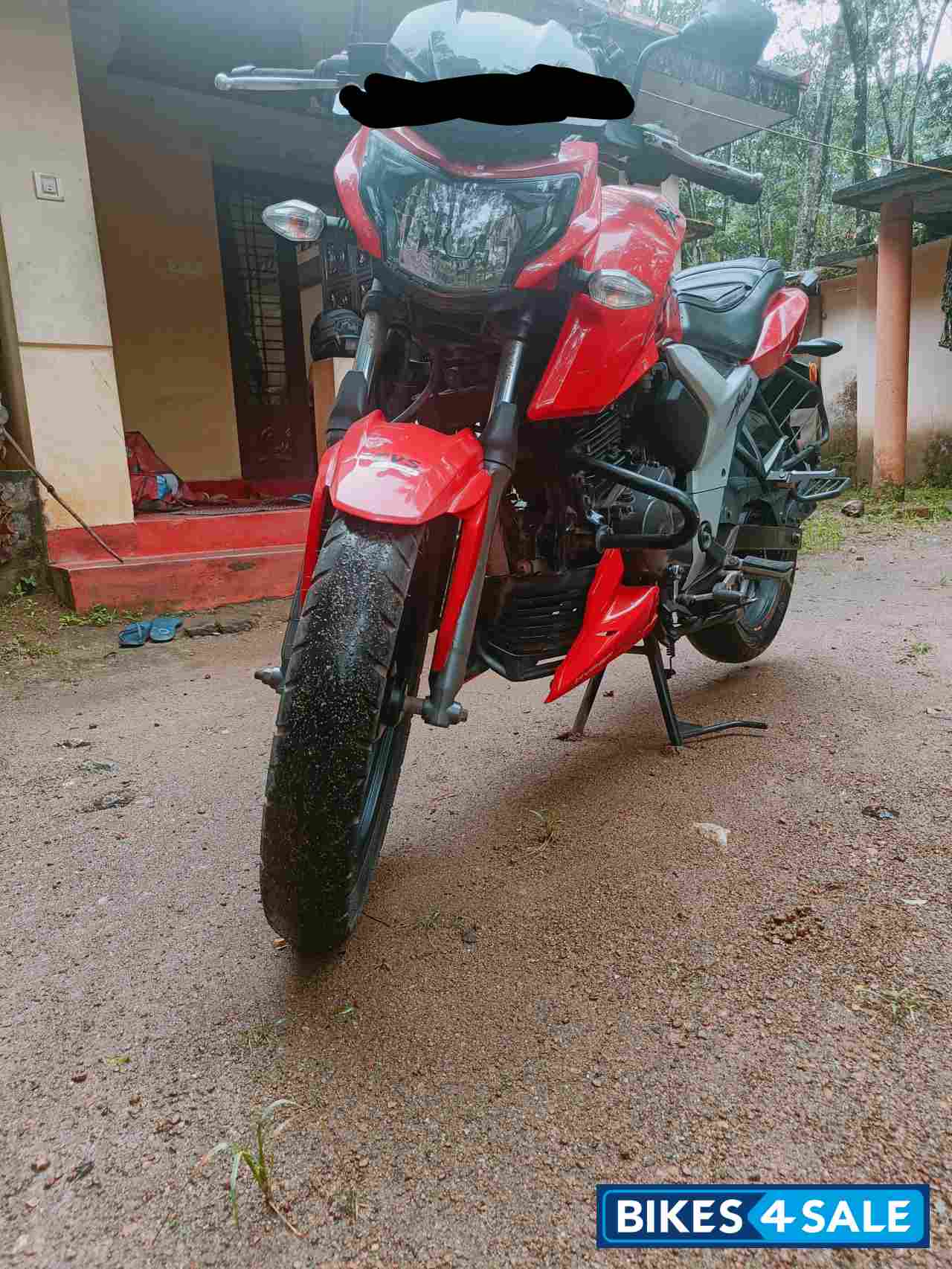 TVS Apache RTR 160 4V