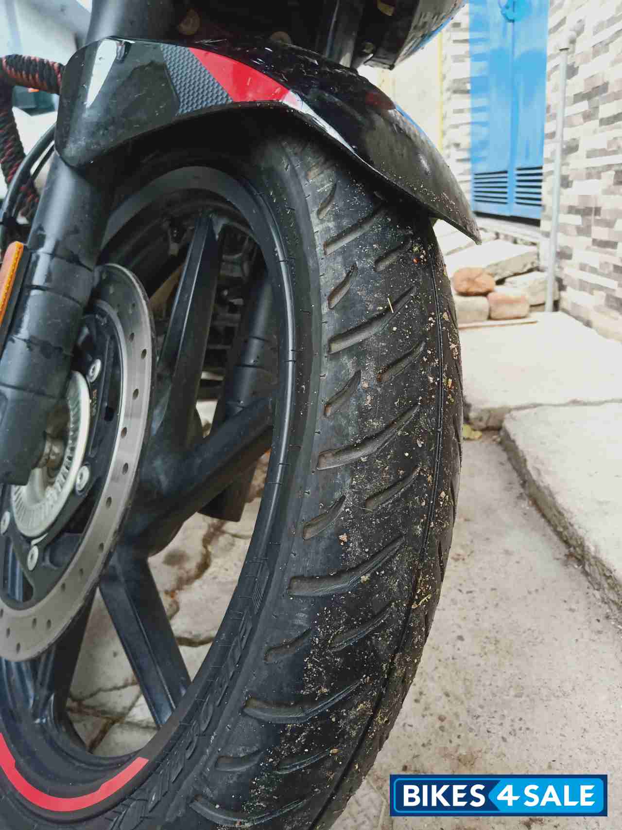 Black And Red Bajaj Pulsar 220F Black And Red Bajaj Pulsar 220F