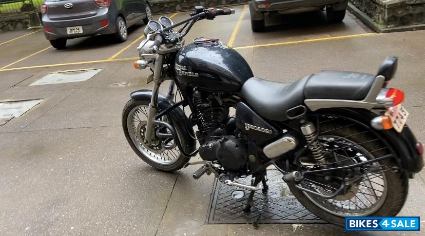 Black Royal Enfield Thunderbird 350 Black Royal Enfield Thunderbird 350