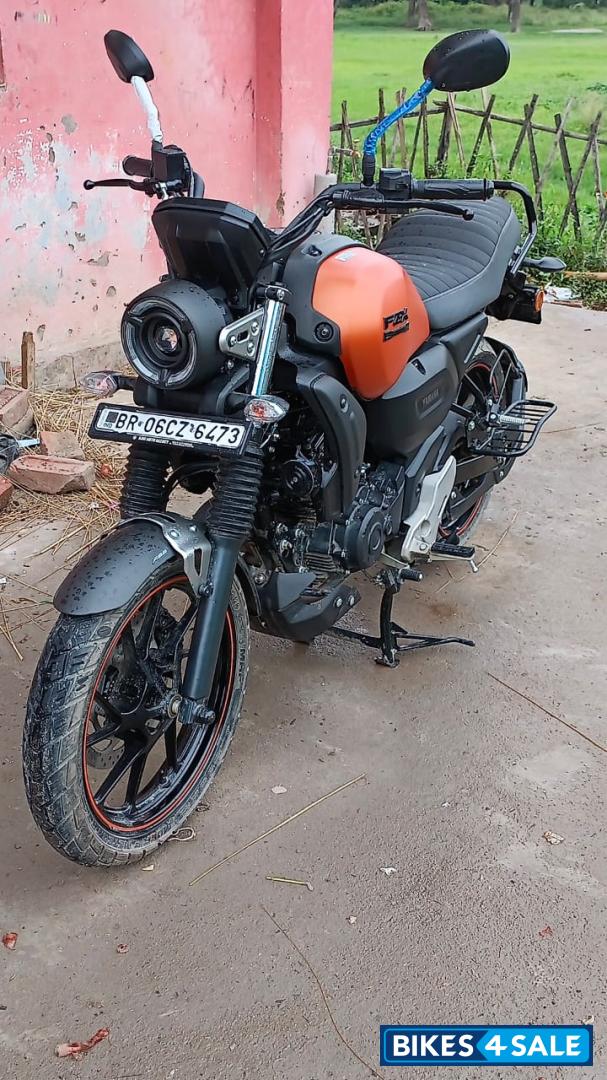 Matt Orange Yamaha FZ-X