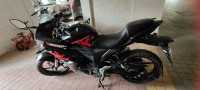 Black Suzuki Gixxer SF