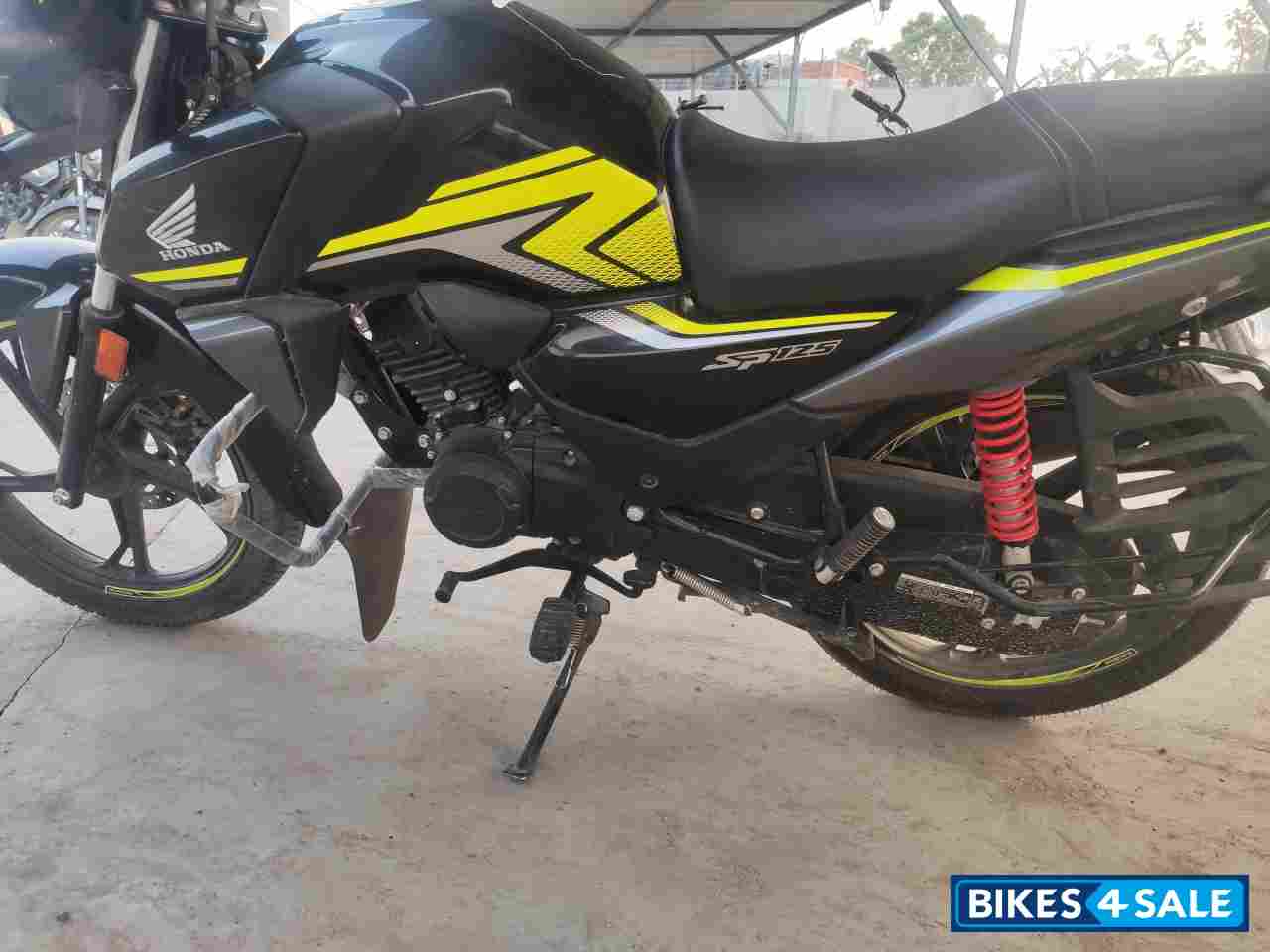 Black Honda SP 125 BSVI