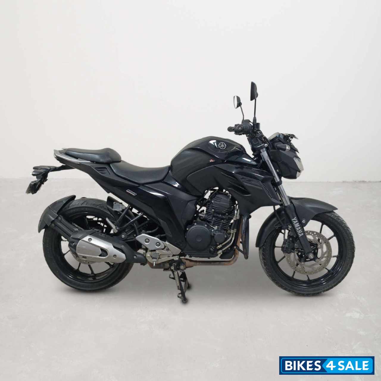Yamaha FZ25