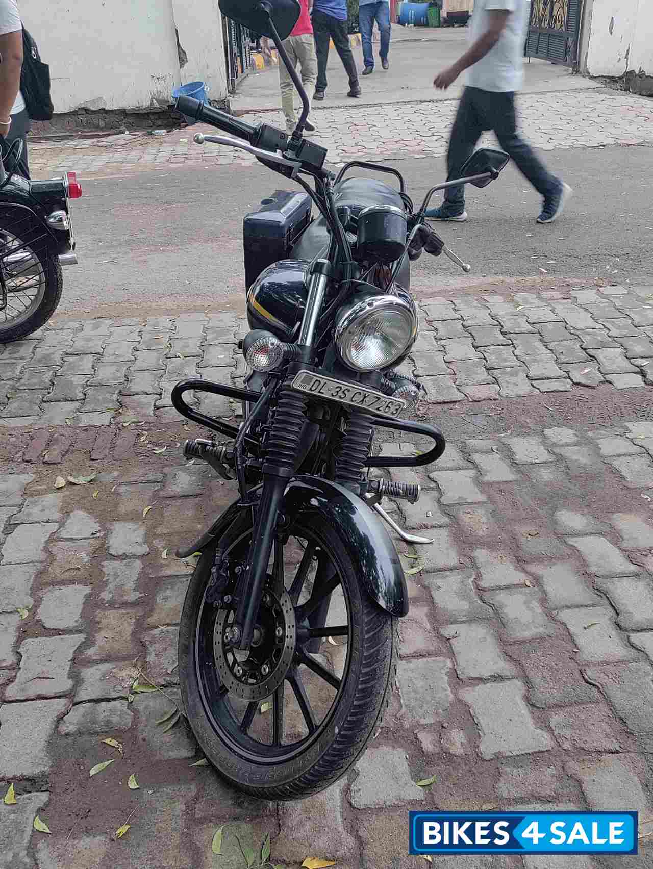 Bajaj Avenger Street 150
