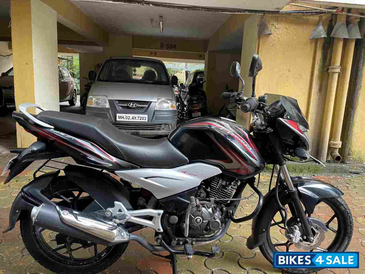 Bajaj Discover 125