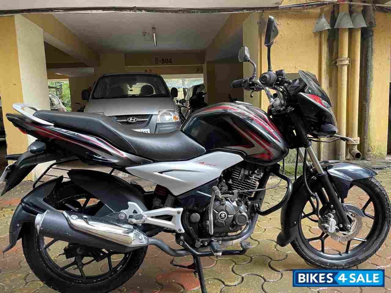 Bajaj Discover 125