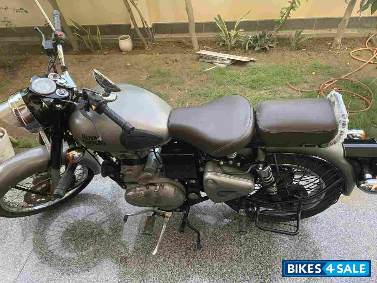 Royal Enfield Classic Gunmetal Grey