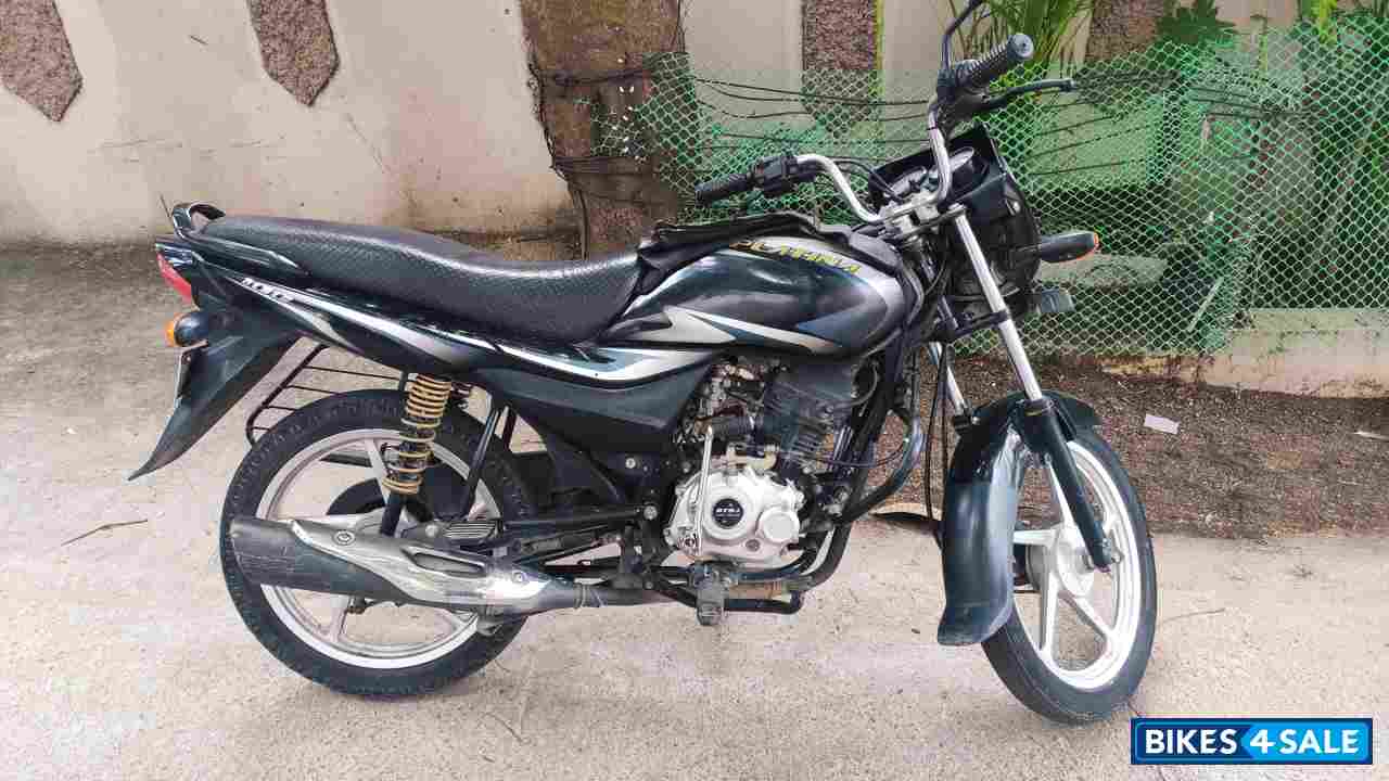 Black Bajaj Platina ComforTec