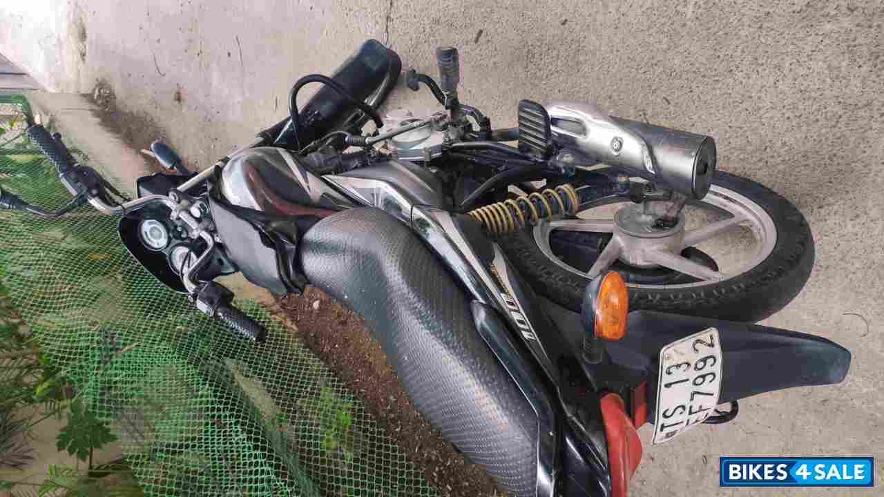 Black Bajaj Platina ComforTec Black Bajaj Platina ComforTec