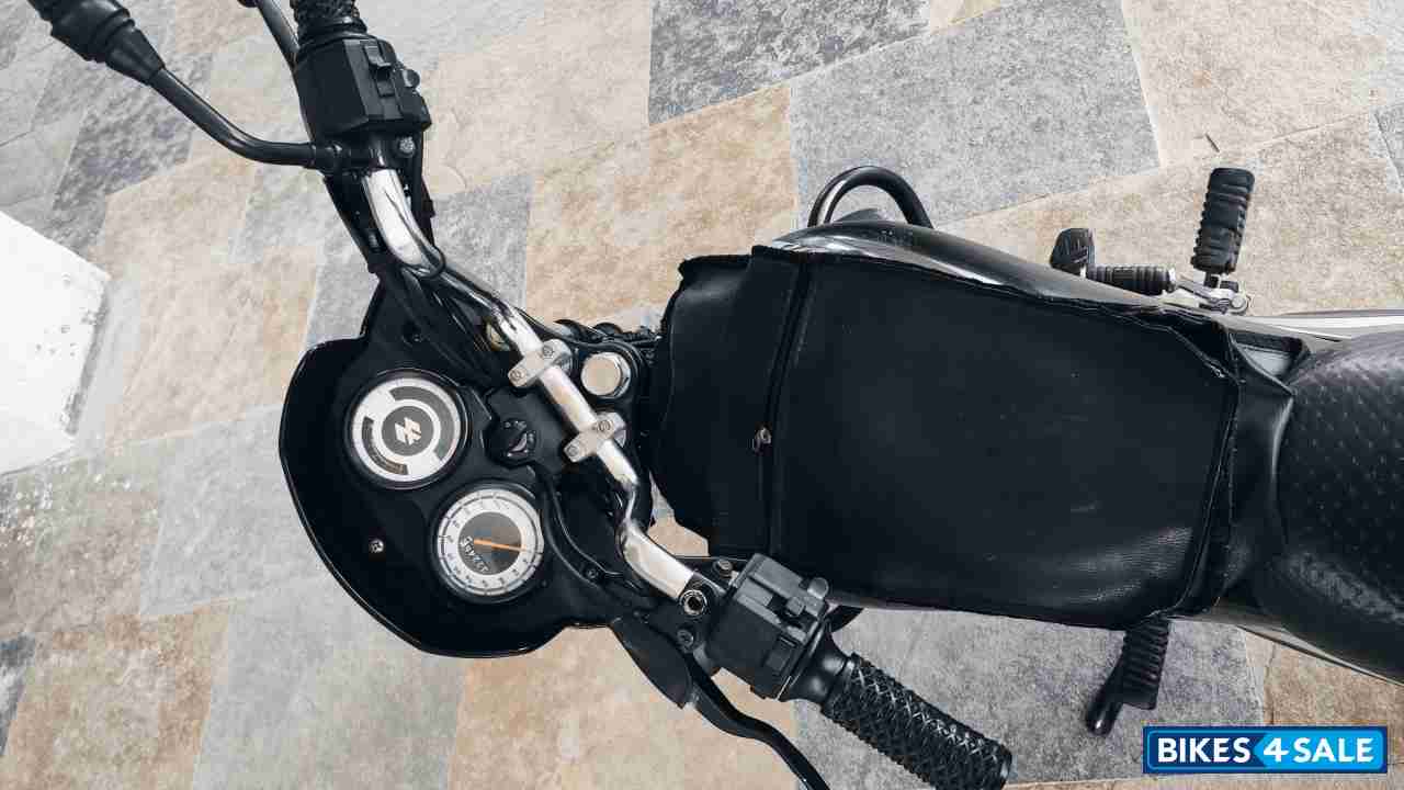 Black Bajaj Platina ComforTec Black Bajaj Platina ComforTec