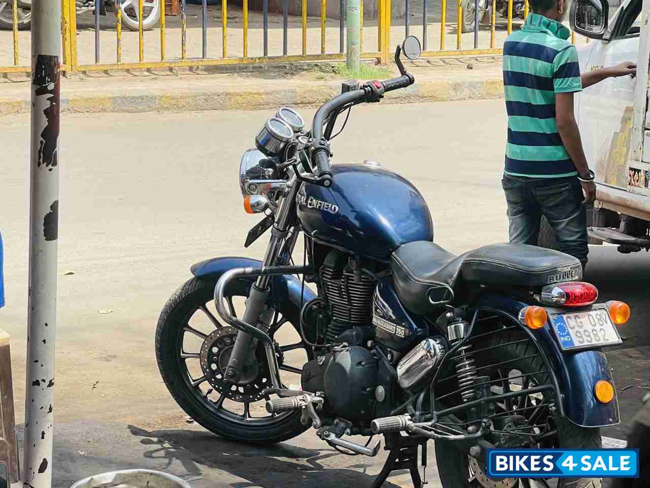 Royal Enfield Thunderbird TwinSpark 350 Royal Enfield Thunderbird TwinSpark 350