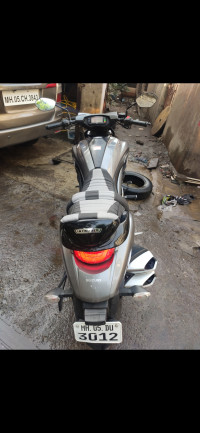 Matte Grey Suzuki Intruder 150