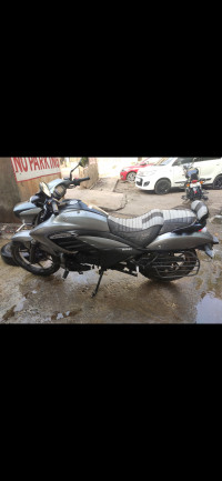 Matte Grey Suzuki Intruder 150